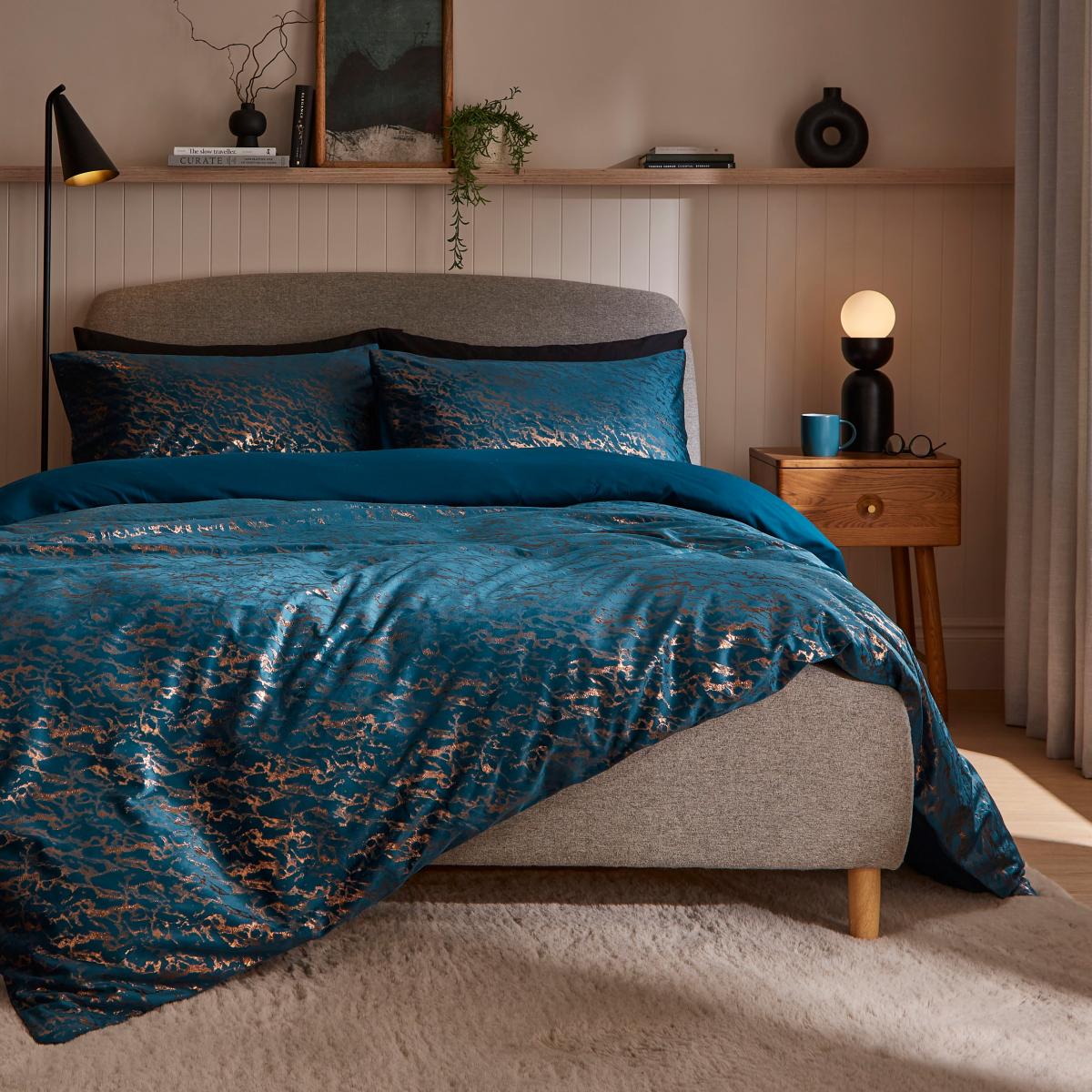 Barker Foil Duvet Cover and Pillowcase Set Teal (Blue) – image 2