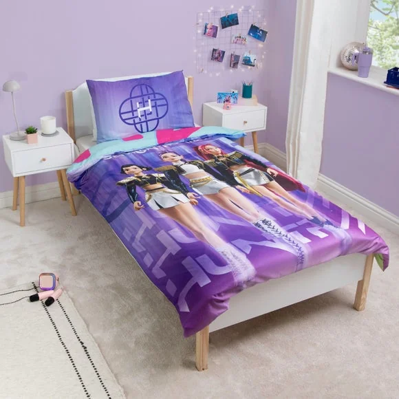 K-Pop Demon Hunters Ready Digital Duvet Cover & Pillowcase Set – image 1