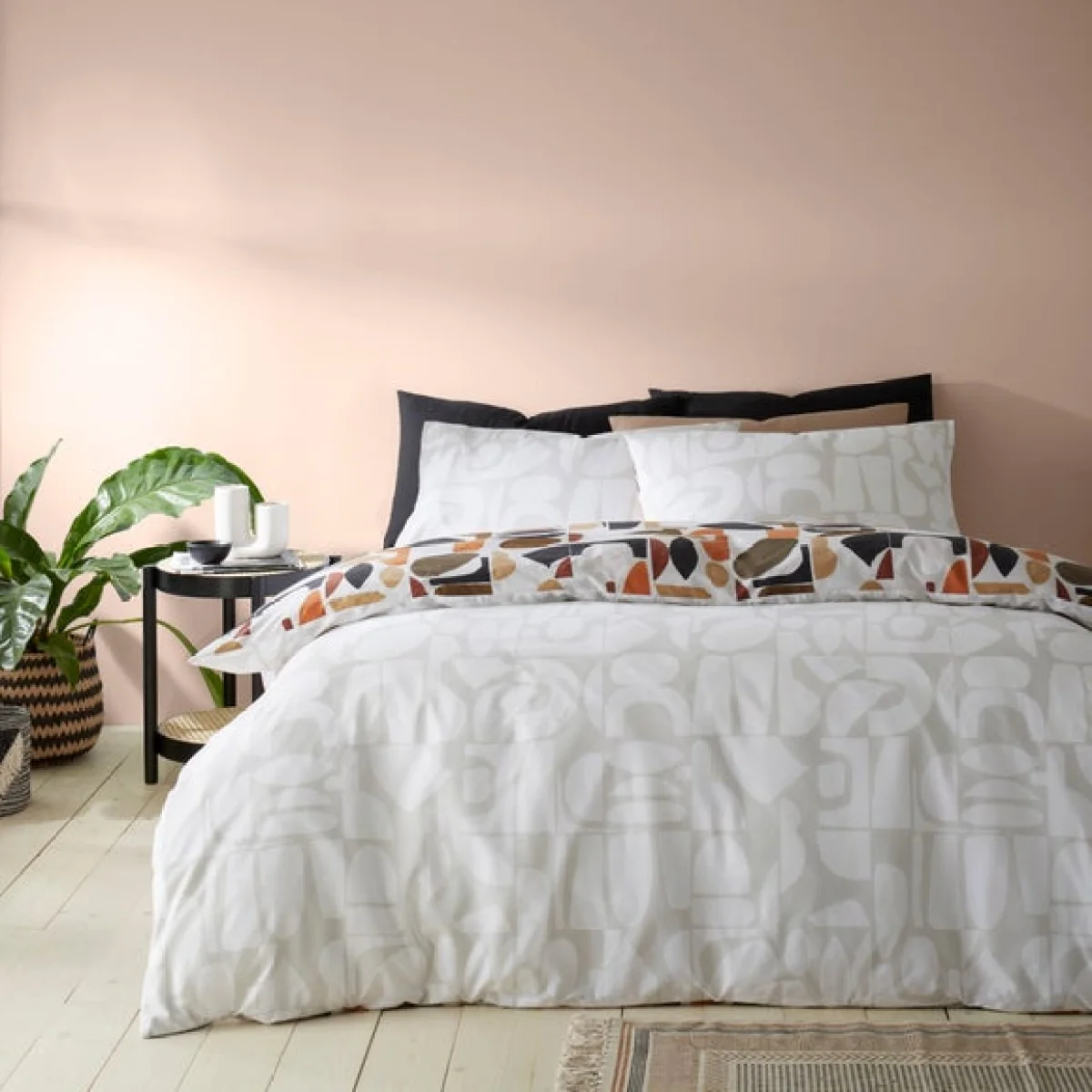 Casa Geometric Natural Duvet Cover & Pillowcase Set Brown/White/Black – image 3