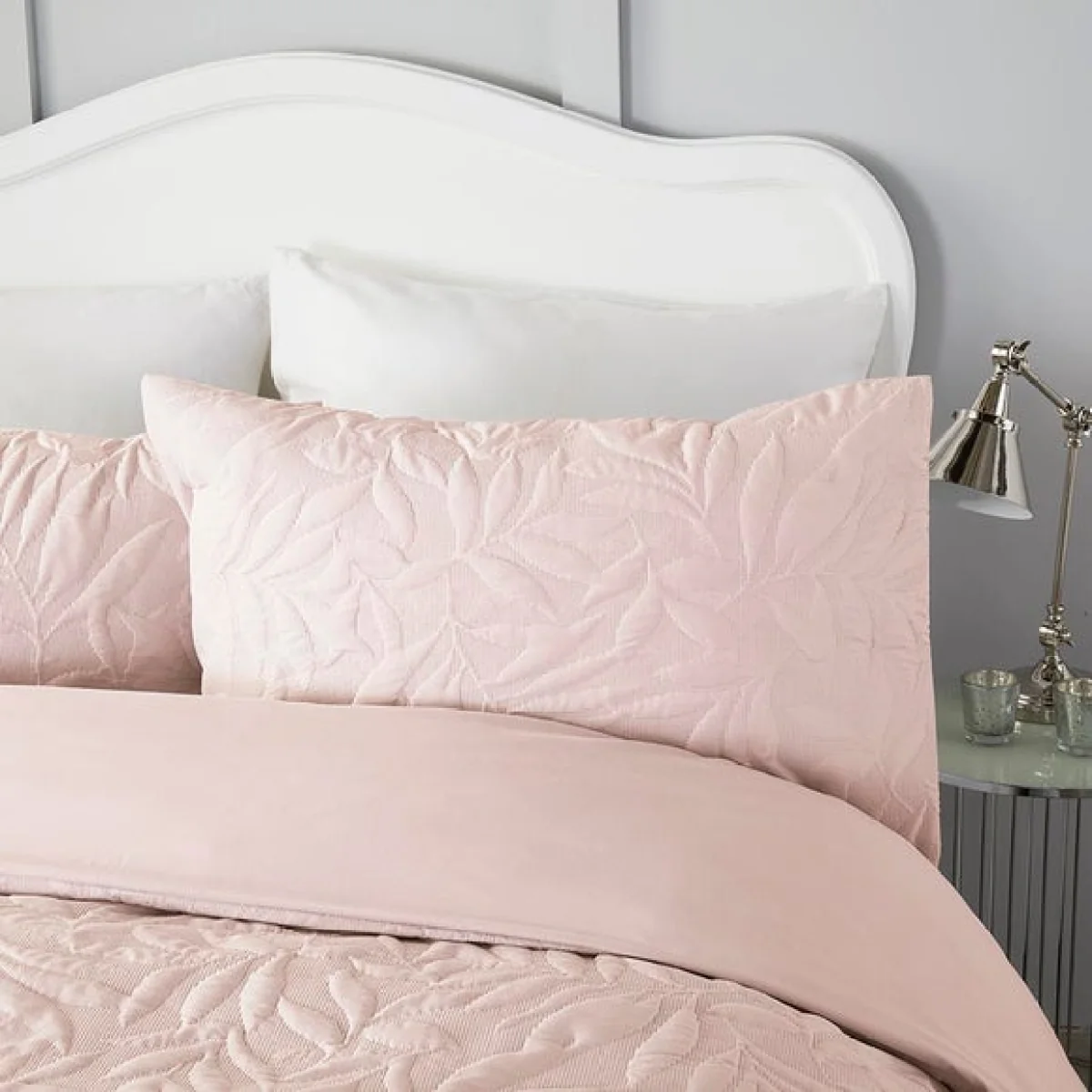 Luana 3D Floral Duvet Cover and Pillowcase Set Blush Pink Blush (Pink) – image 2