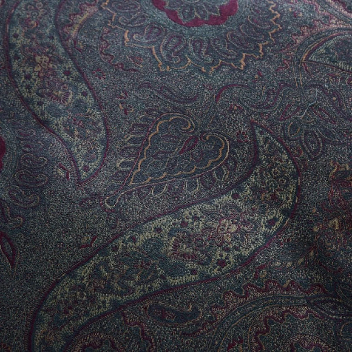Dorma Paisley Jacquard Damson Duvet Cover and Pillowcase Set Damson (Purple) – image 3