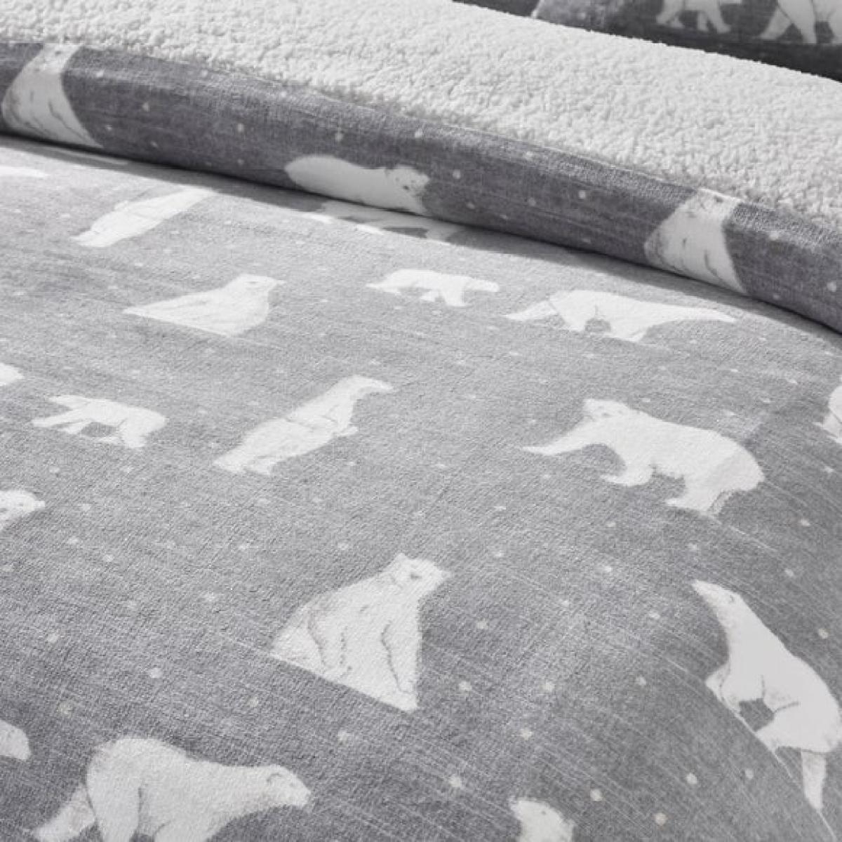 Catherine Lansfield Cosy Polar Bear Sherpa Duvet Cover & Pillowcase Set – image 4