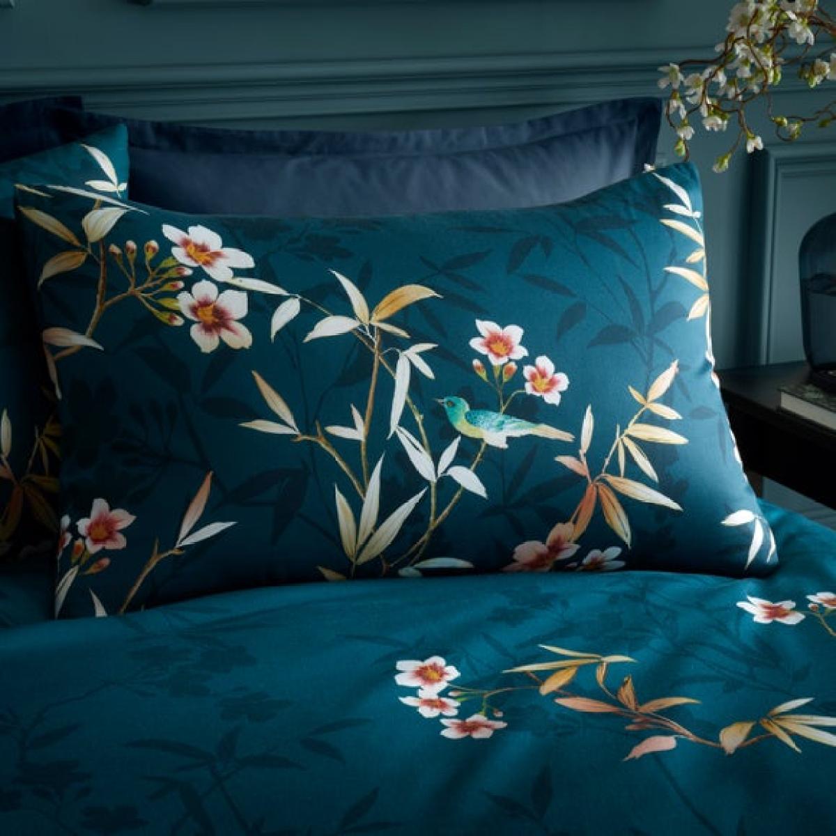 Chinoiserie Blossom Duvet Cover & Pillowcase Set – image 2