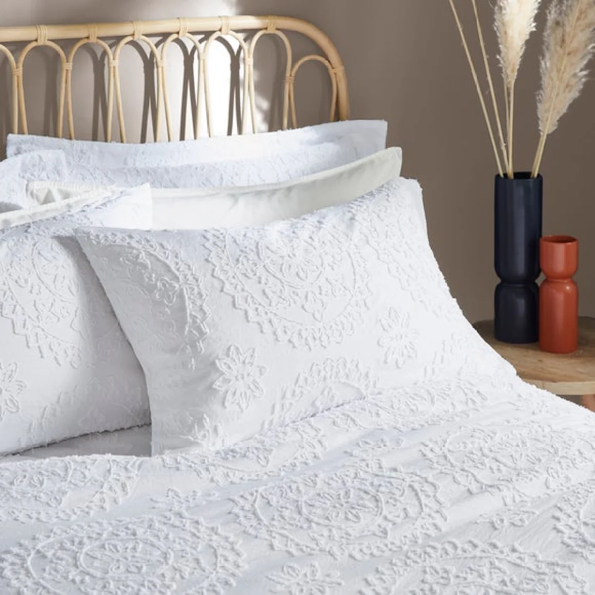 Mandala White Duvet Cover & Pillowcase Set White – image 2