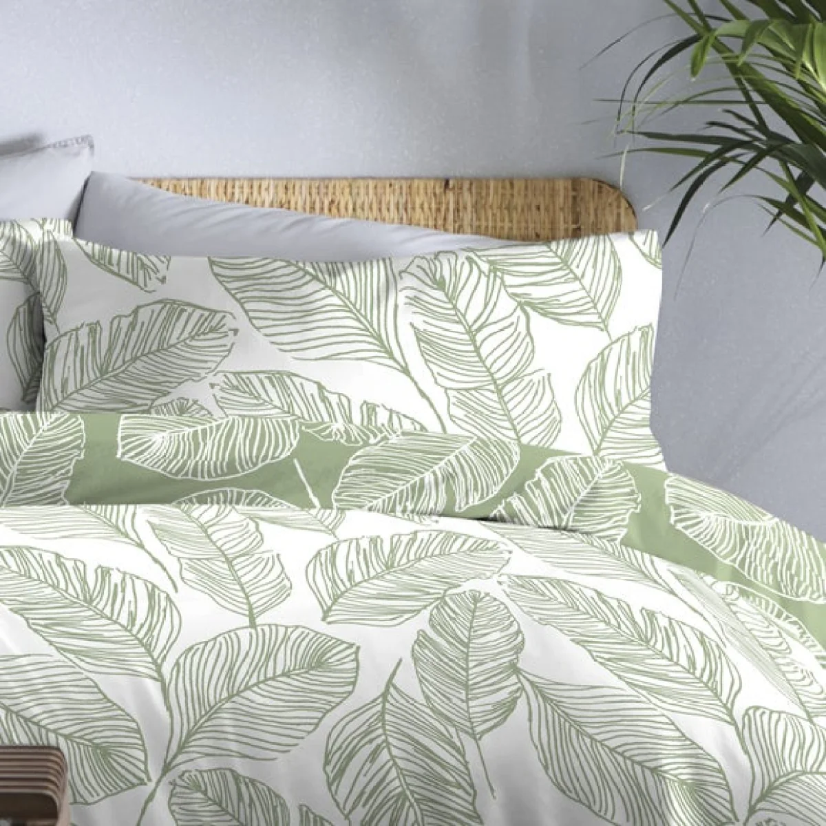 Fusion Matteo Reversible Duvet Cover and Pillowcase Set Green – image 4