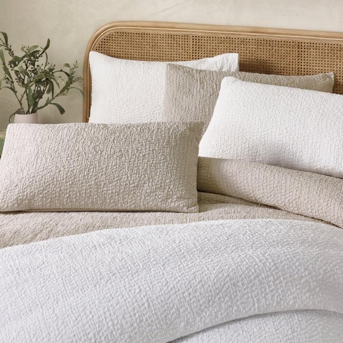 Catherine Lansfield Crinkle Seersucker Duvet Cover & Pillowcase Set – image 4