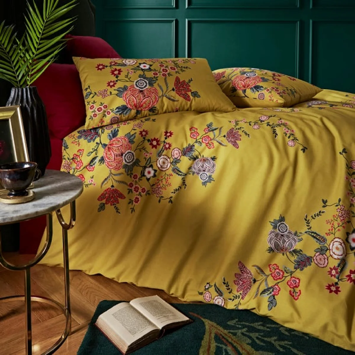 Tiverton Floral Trail Duvet Cover Set Yellow – image 3