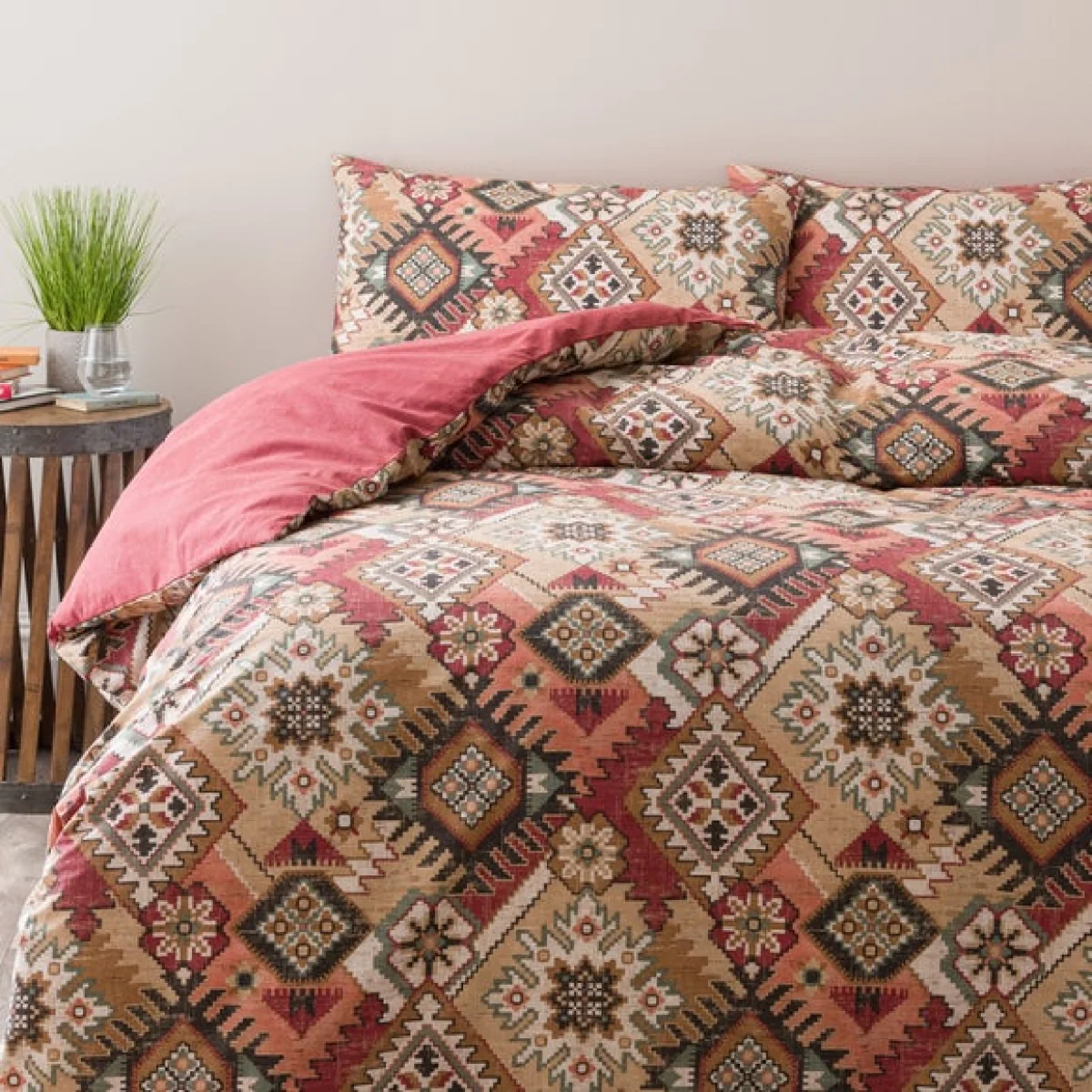 Hester Global Duvet Cover & Pillowcase Set Brown – image 2
