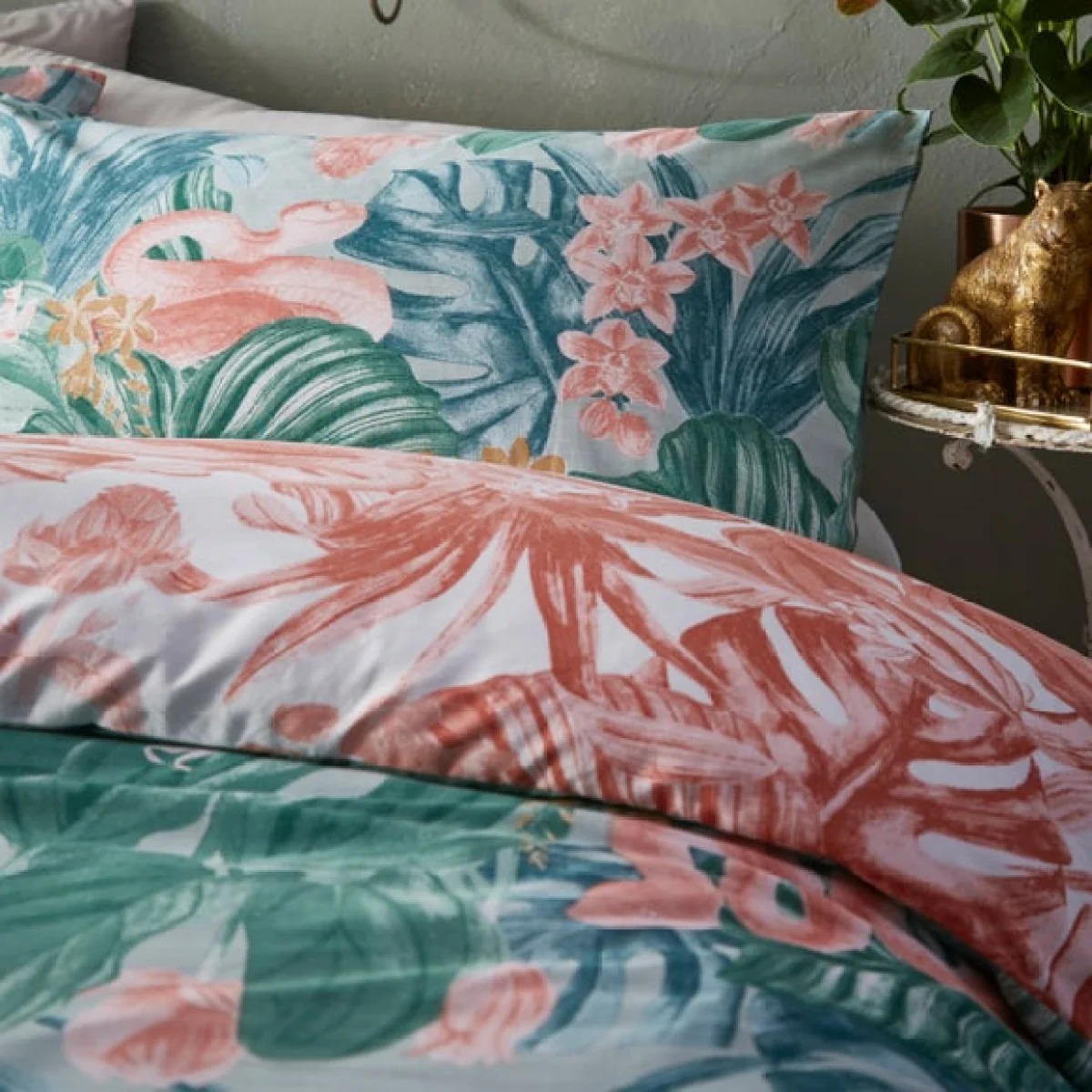 furn. Medinilla Sage Duvet Cover & Pillowcase Set Green/Pink/Yellow – image 4