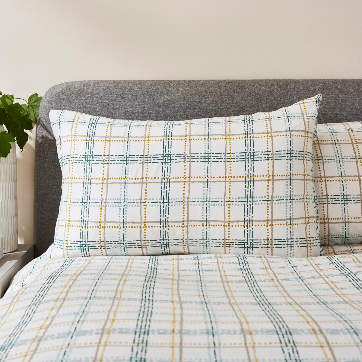 Modern Check Cosy Easycare Duvet Cover and Pillowcase Set Green – image 2