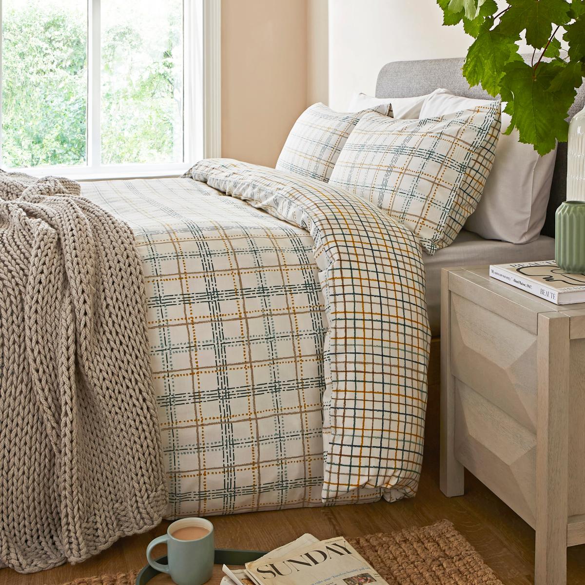 Modern Check Cosy Easycare Duvet Cover and Pillowcase Set Green – image 7