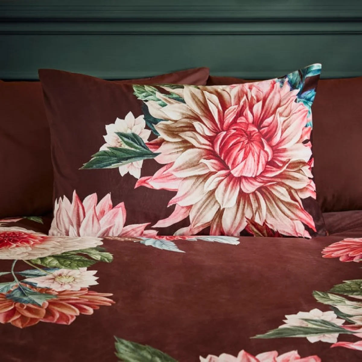 Allouise Floral Brown Duvet Cover and Pillowcase Set Brown – image 4