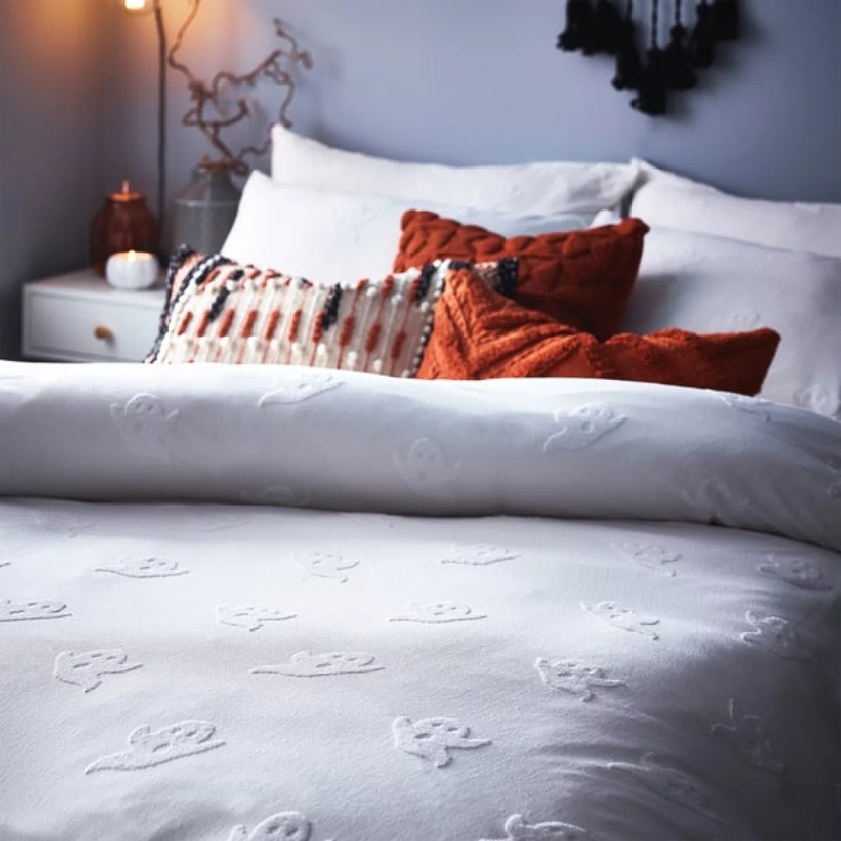 The Linen Yard Ghost Tufted 100% Cotton Duvet Cover and Pillowcase Set White – image 3