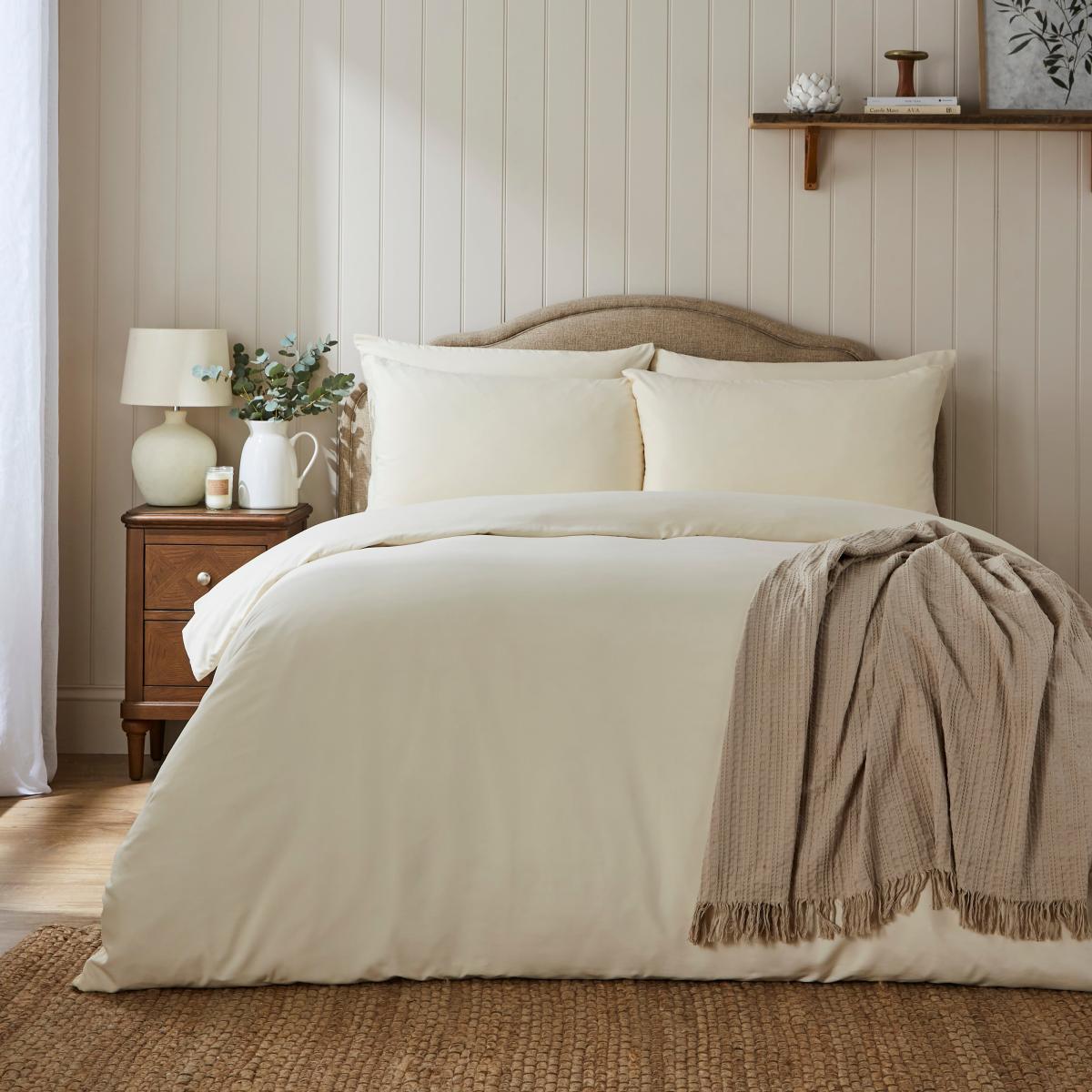 Super Soft Microfibre Plain Duvet Cover and Pillowcase Set White Sand – image 5