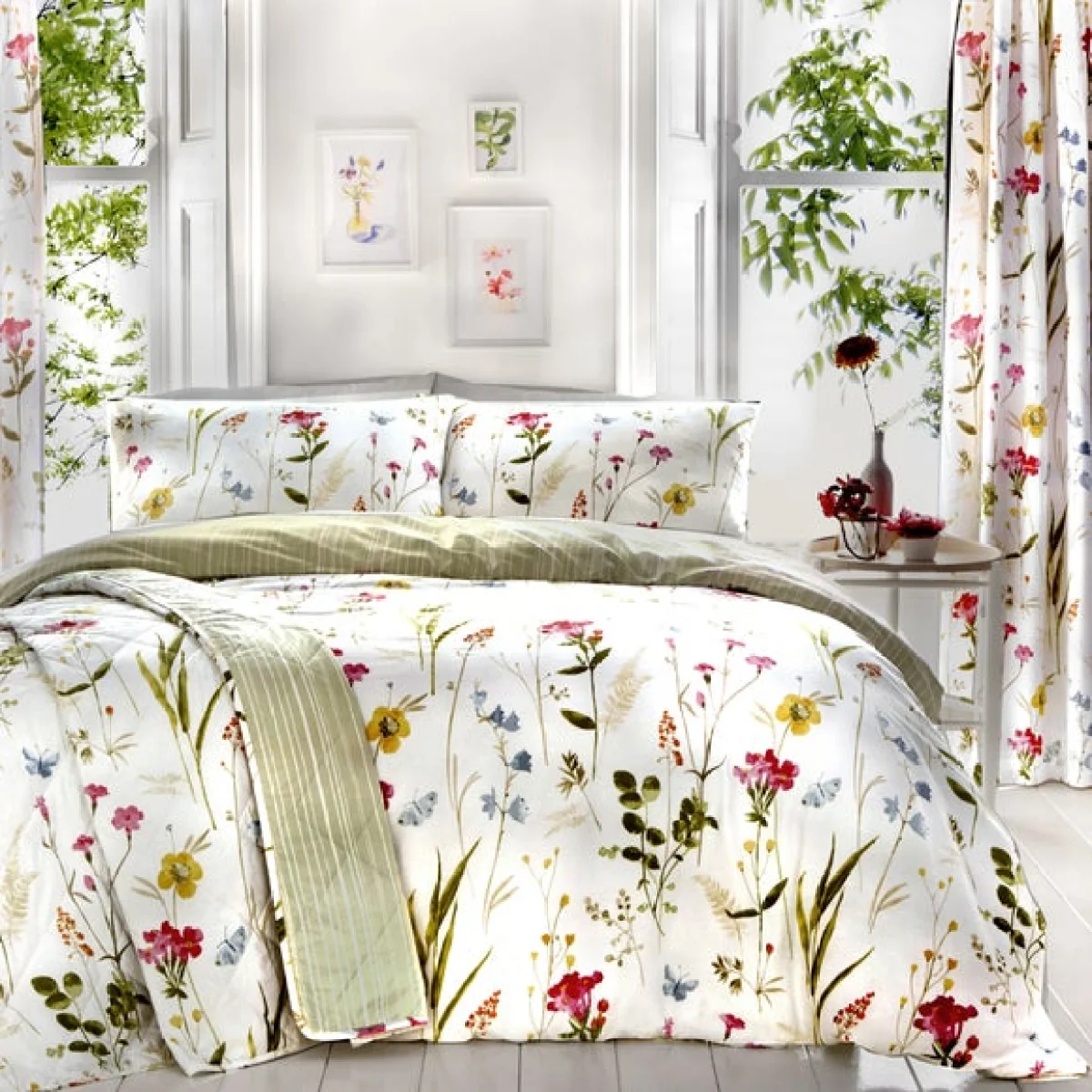 Spring Glade Easy Care Duvet Cover and Pillowcase Set MultiColoured – image 2