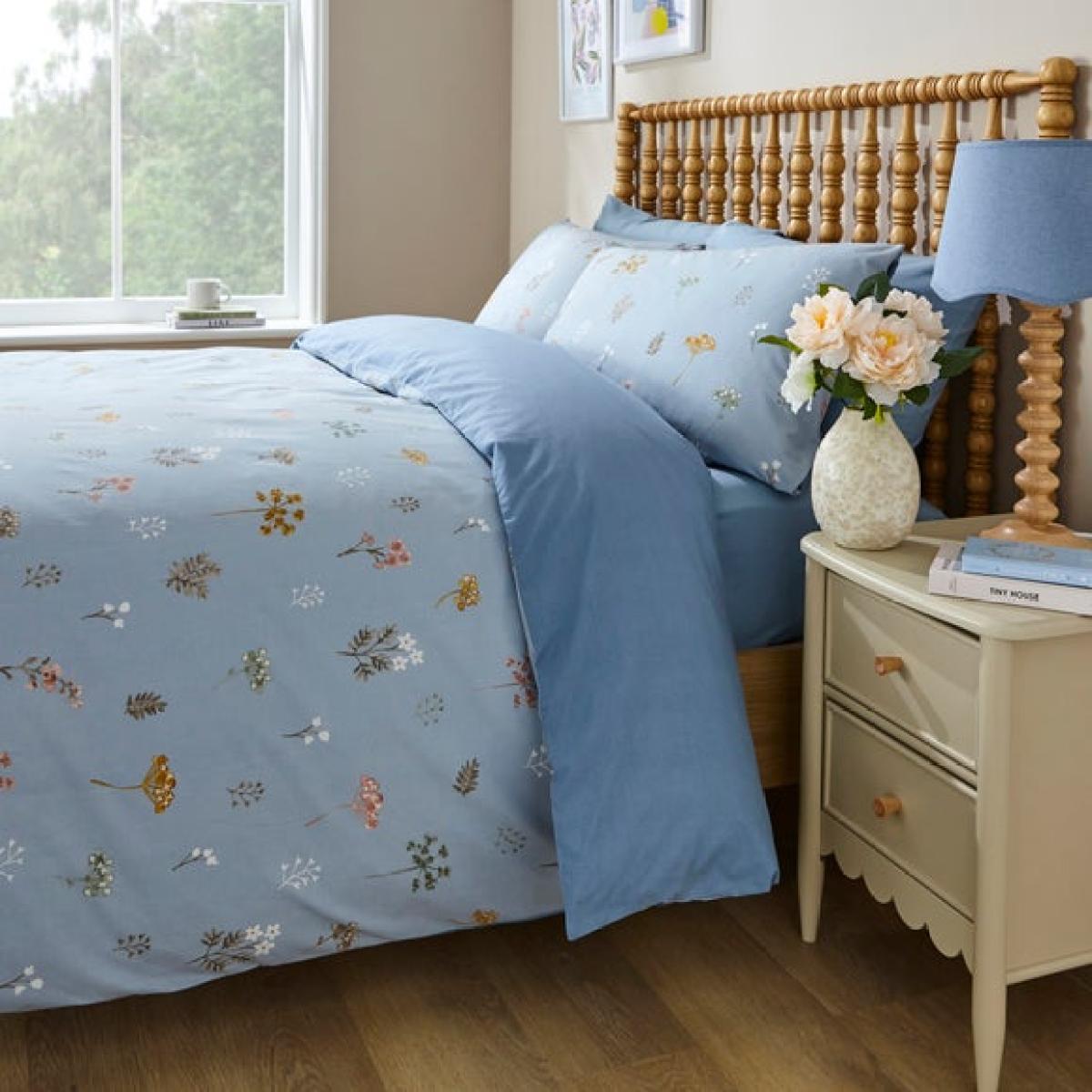 Scattered Cow Parsley 100% Cotton Duvet Cover & Pillowcase Set – image 5