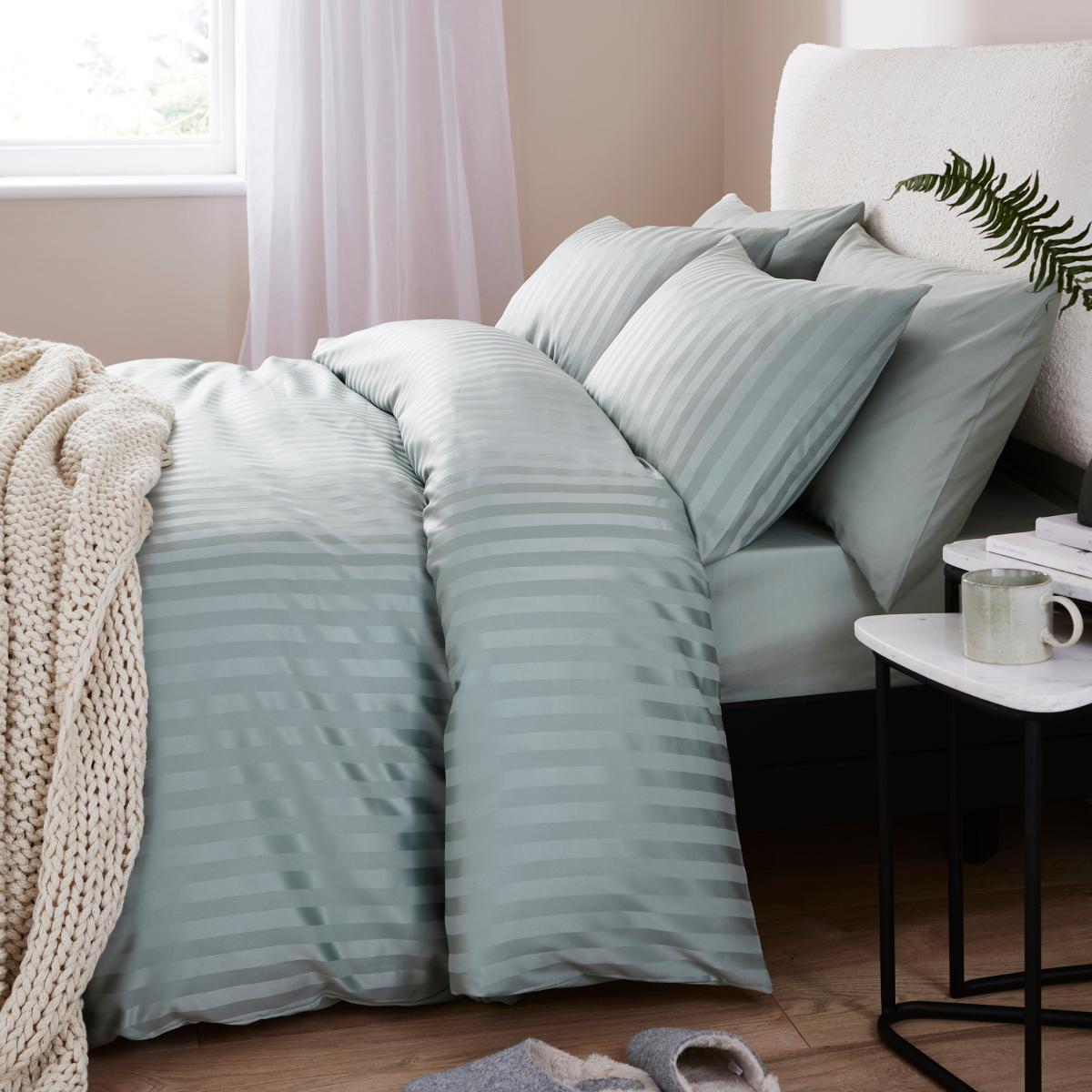 Super Soft Microfibre Stripe Duvet Cover and Pillowcase Set Sage (Green) – image 3