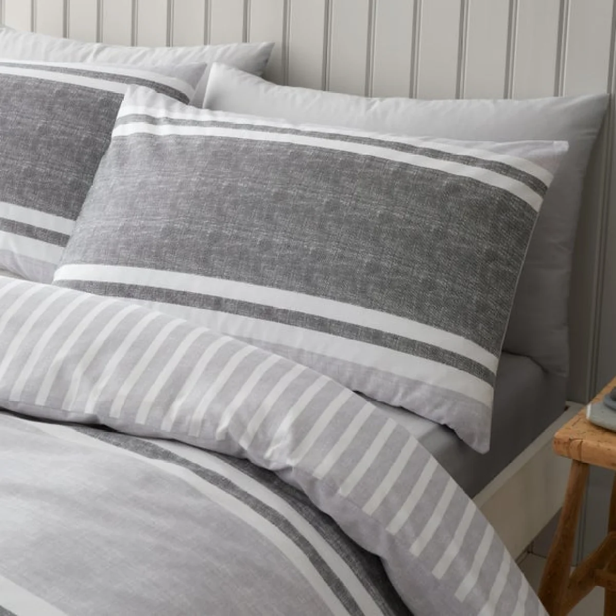 Catherine Lansfield Textured Banded Stripe Reversible Grey Duvet Cover & Pillowcase Set Grey – image 2