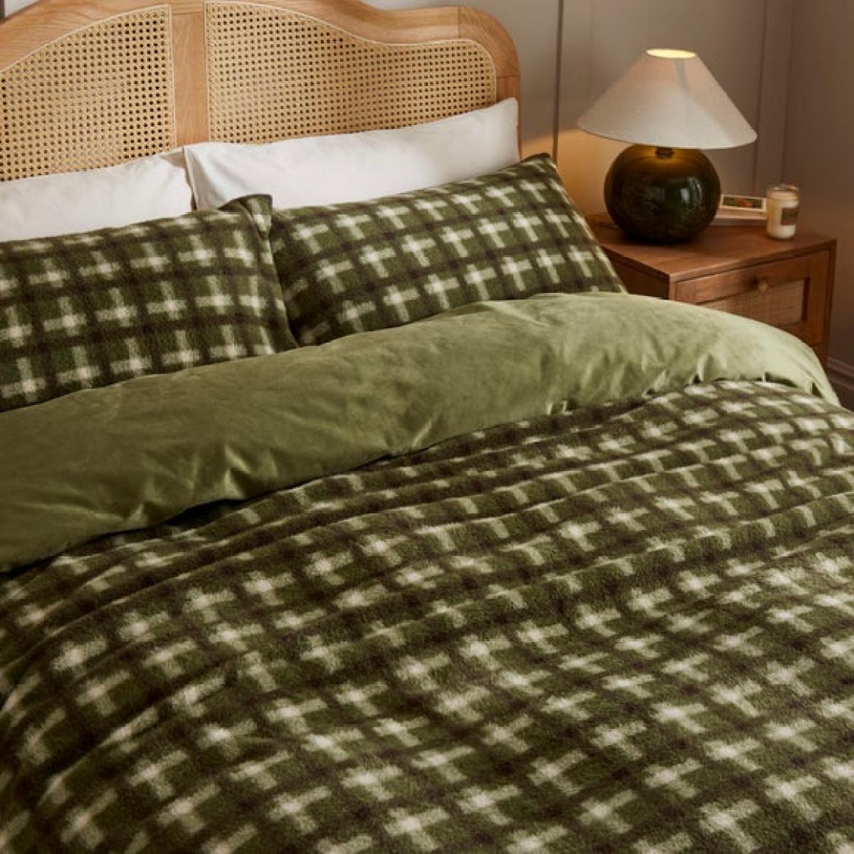 Check Soft Timeless Duvet Cover and Pillowcase Set – image 2