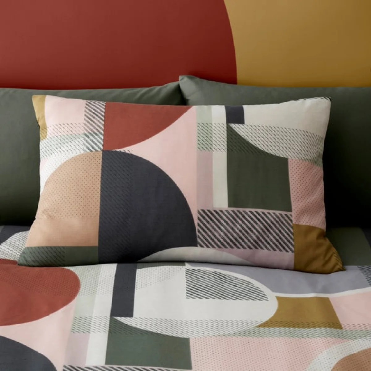 Lomas Green Reversible Duvet Cover and Pillowcase Set Green – image 2