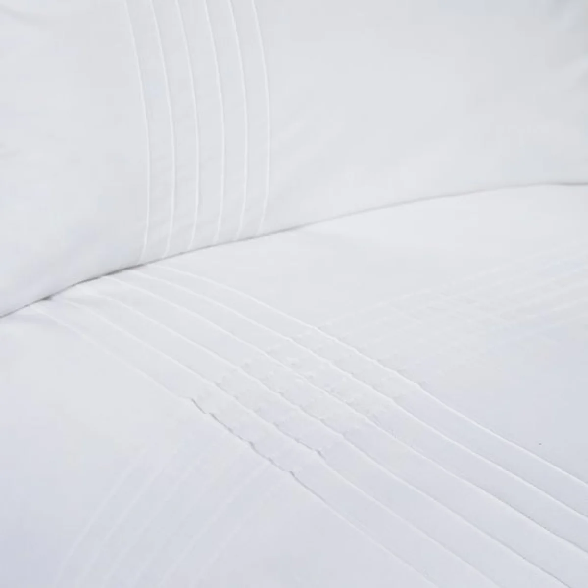 Amalfi White Duvet Cover and Pillowcase Set White – image 3
