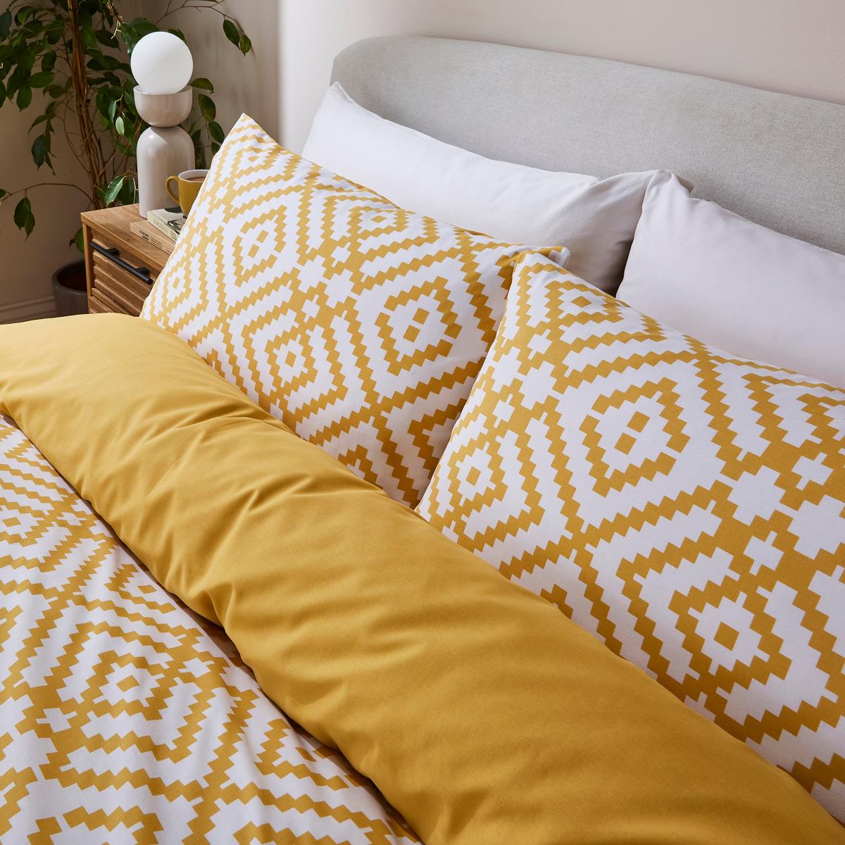 Sunny Geometric Duvet Cover & Pillowcase Set – image 4