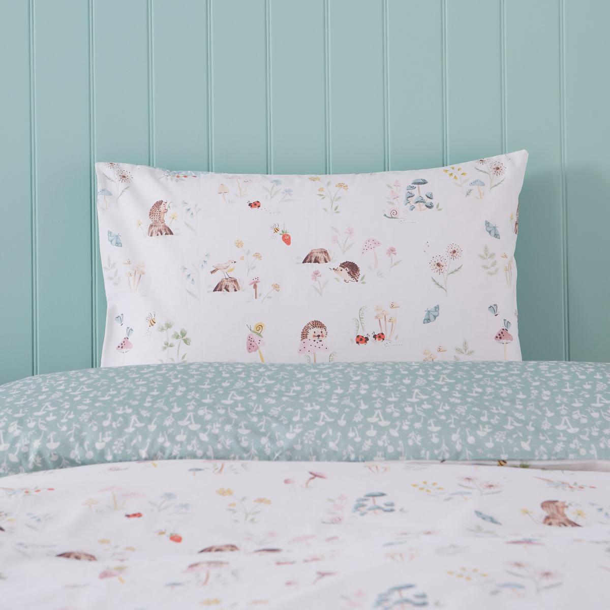 Hettie The Hedgehog Set of 2 Duvet Cover and Pillowcase Sets Blue – image 2