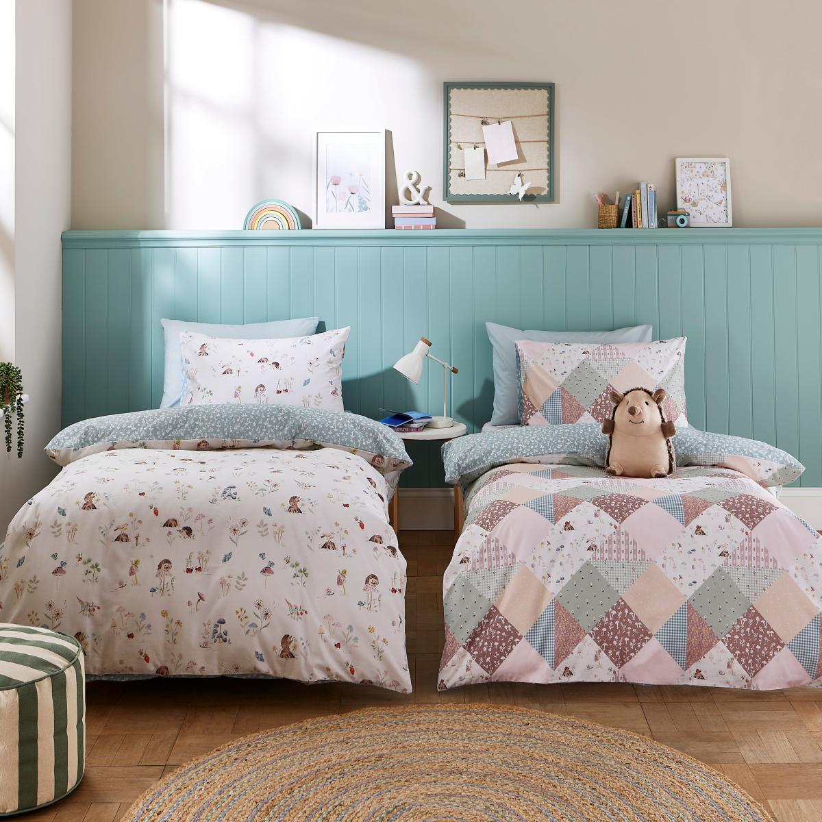 Hettie The Hedgehog Set of 2 Duvet Cover and Pillowcase Sets Blue – image 1
