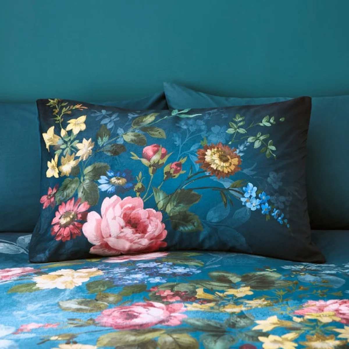Arabella Blue Floral Duvet Cover & Pillowcase Set Blue – image 3