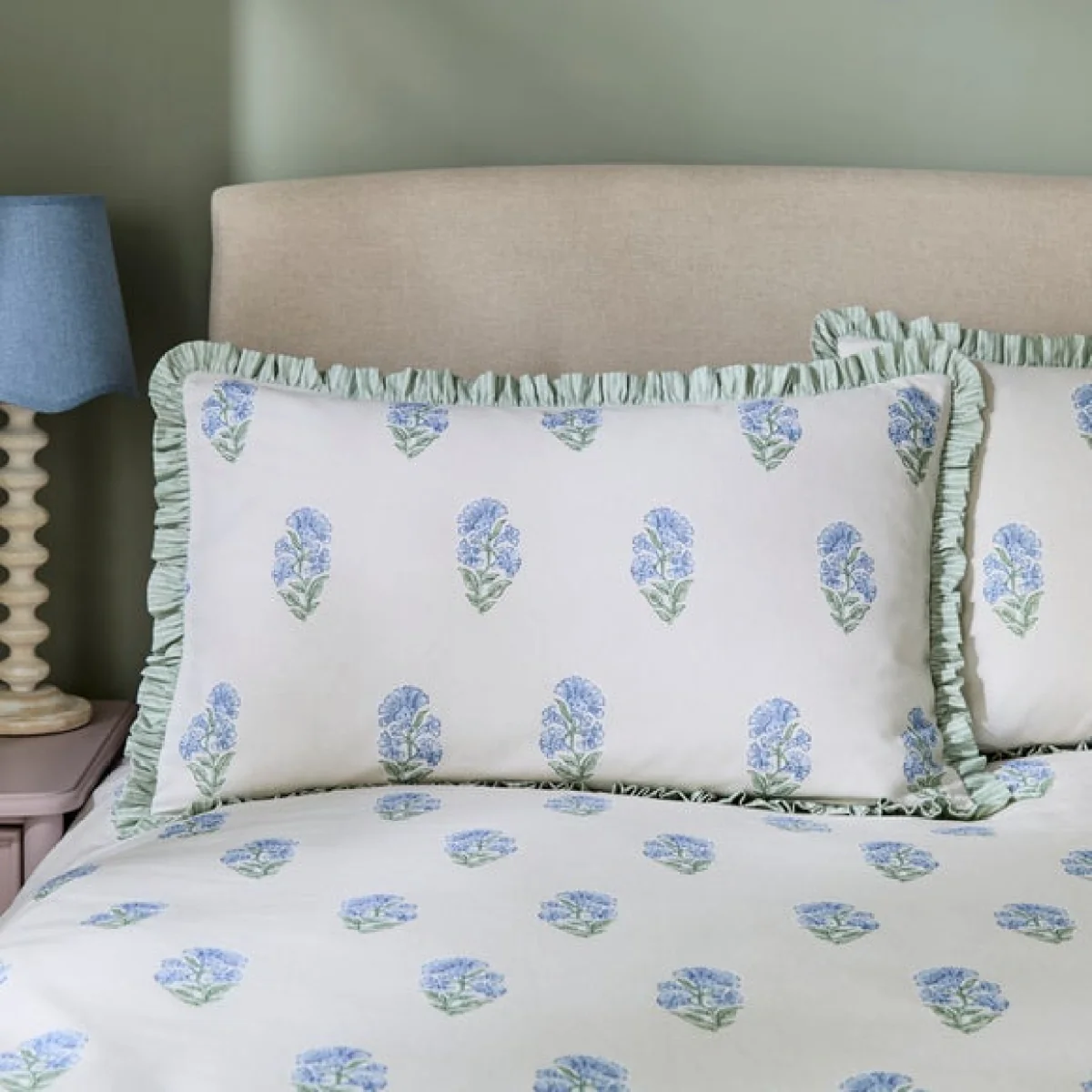 Matilda Frilled Polycotton Duvet Cover & Pillowcase Set – image 5