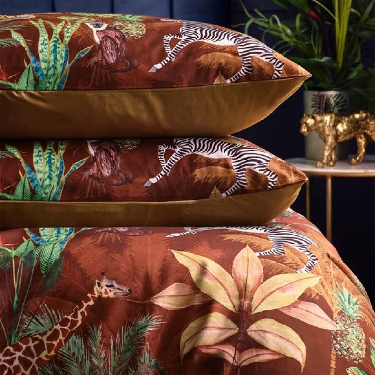 Wylder Aranya Velvet Duvet Cover & Pillowcase Set, Rust Brown/Green/White – image 5