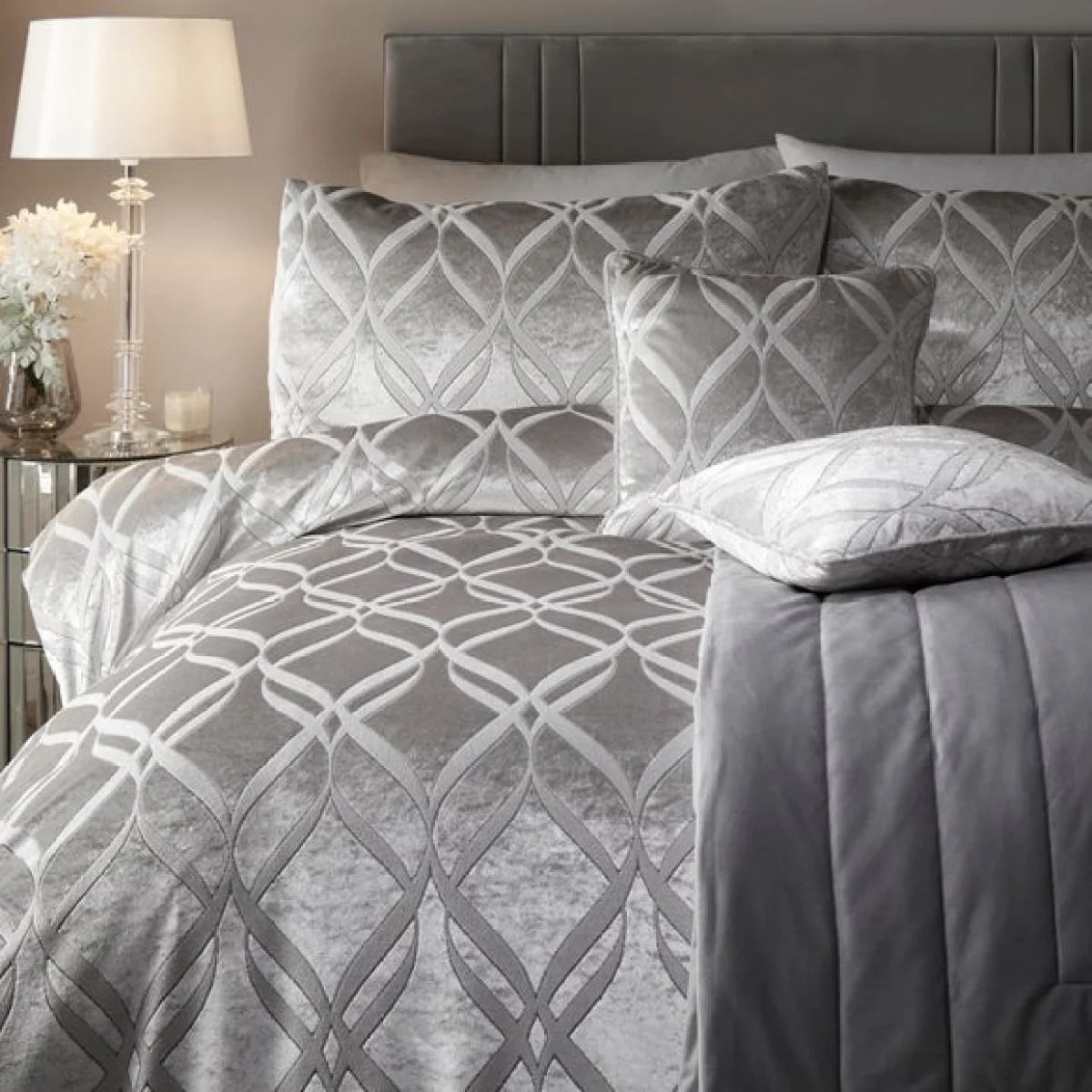 Belfort Duvet Cover and Pillowcase Set Silver Silver – image 2