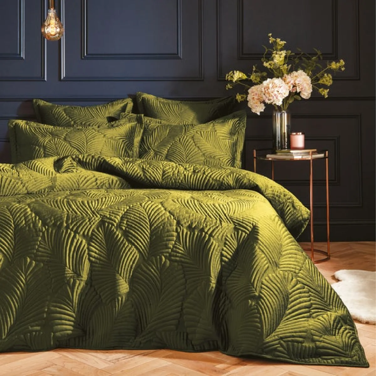 Paoletti Palmeria Moss Embroidered Reversible Duvet Cover and Pillowcase Set Moss Green – image 1
