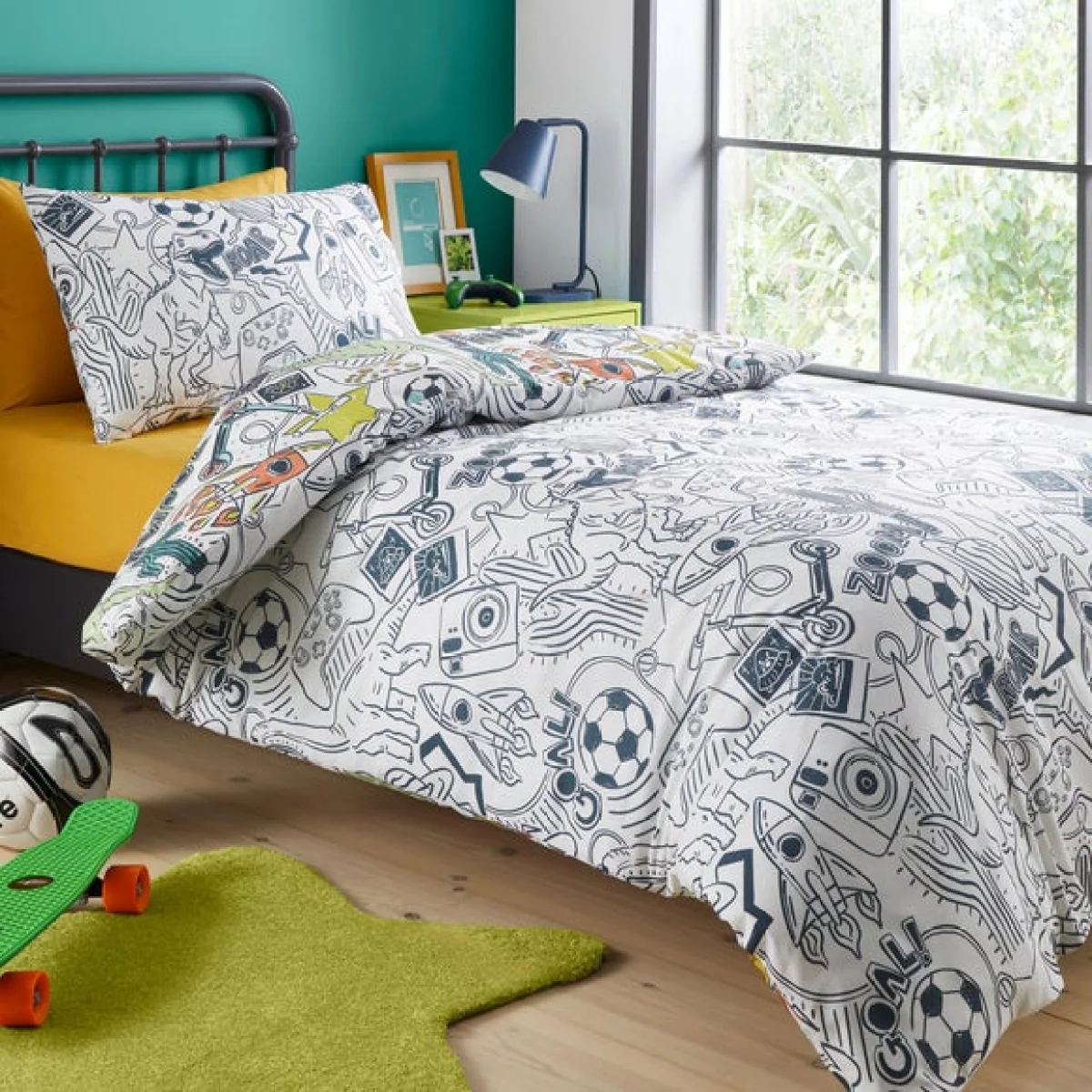 Bedlam Doodle Zoom Duvet Cover & Pillowcase Set – image 4