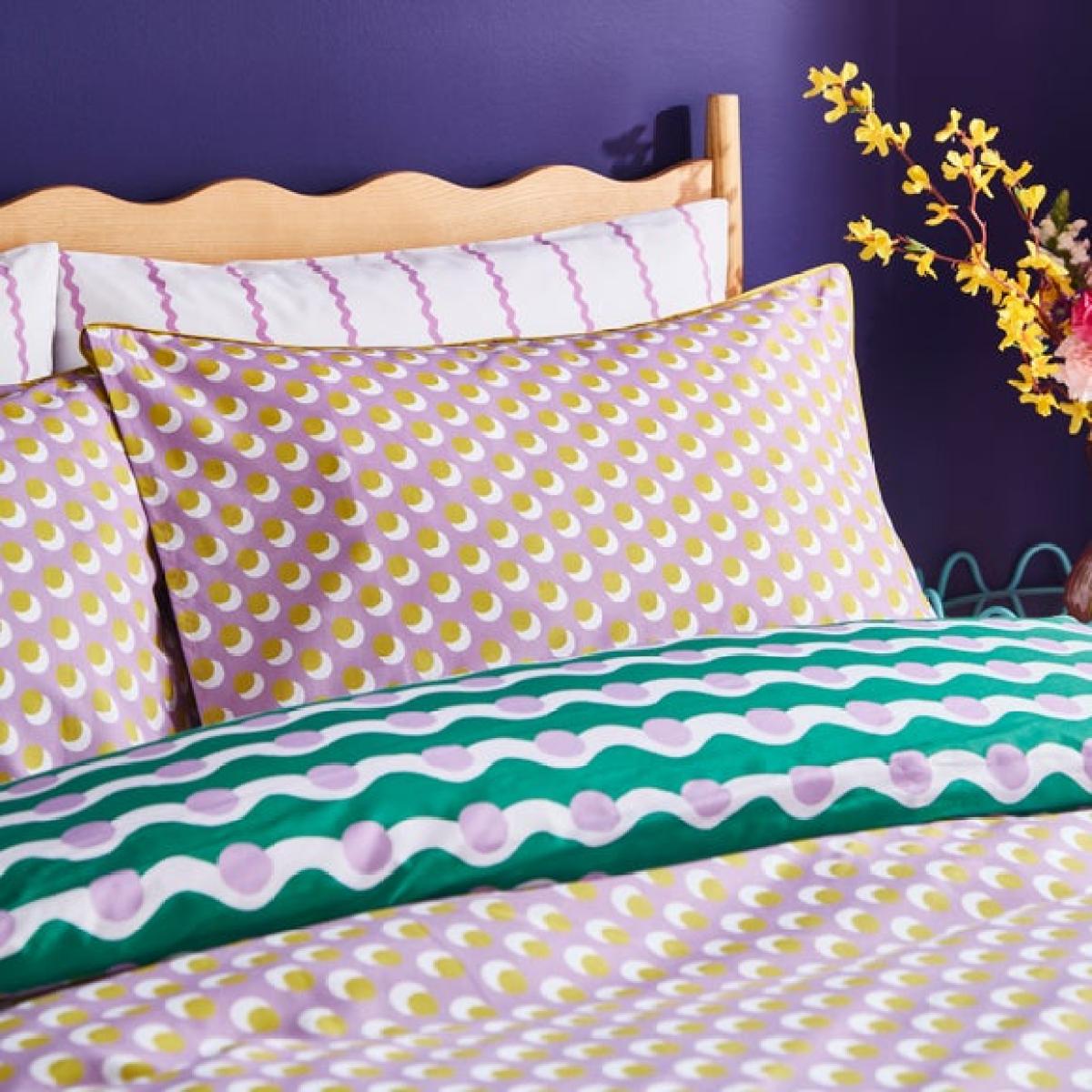 Sophie Robinson Wiggle Dot Duvet Cover & Pillowcase Set – image 2