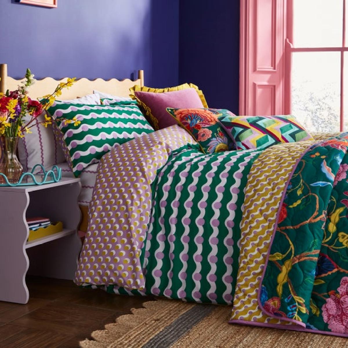 Sophie Robinson Wiggle Dot Duvet Cover & Pillowcase Set – image 9