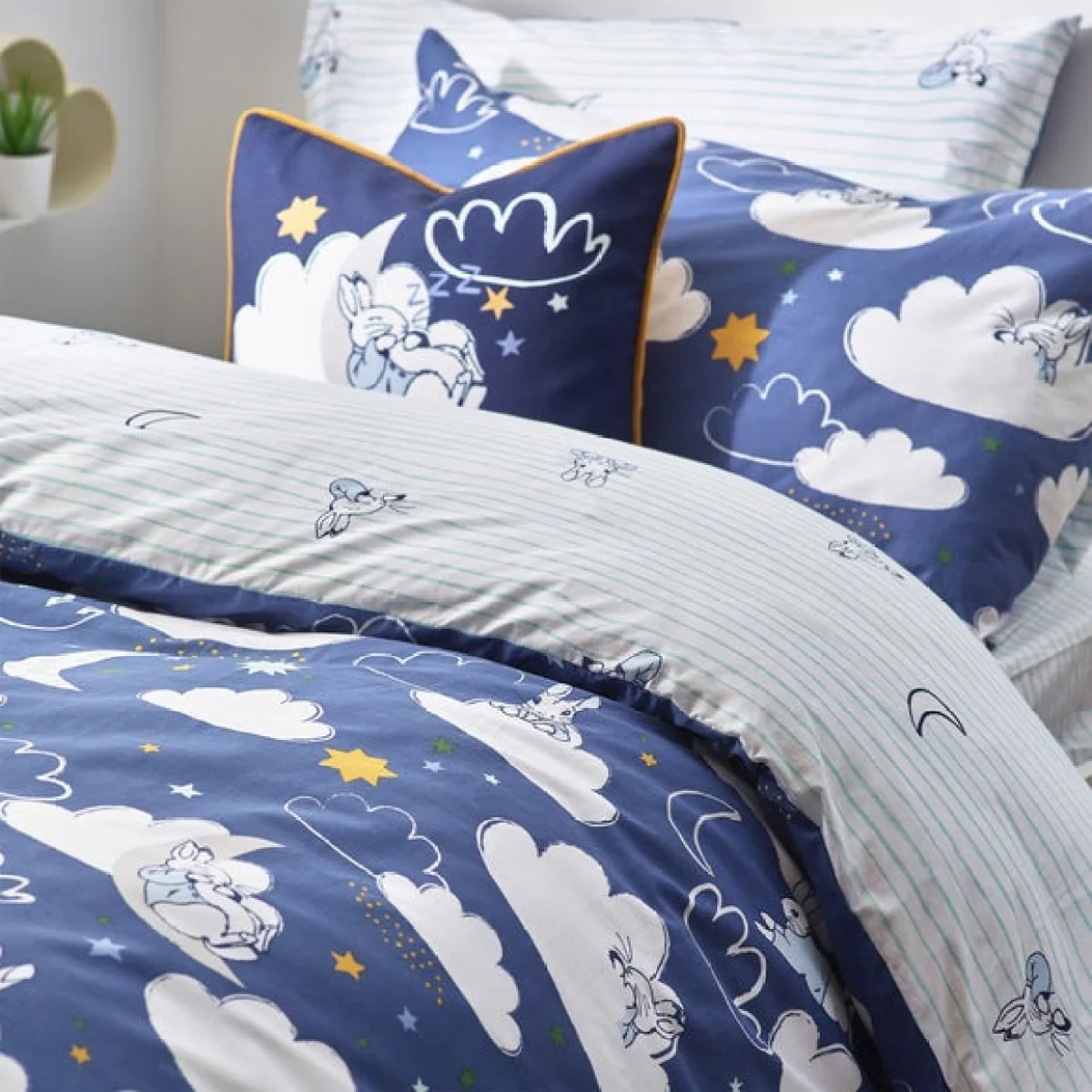Peter Rabbit™ Sleepy Head Blue Duvet Cover and Pillowcase Set Blue/White – image 2