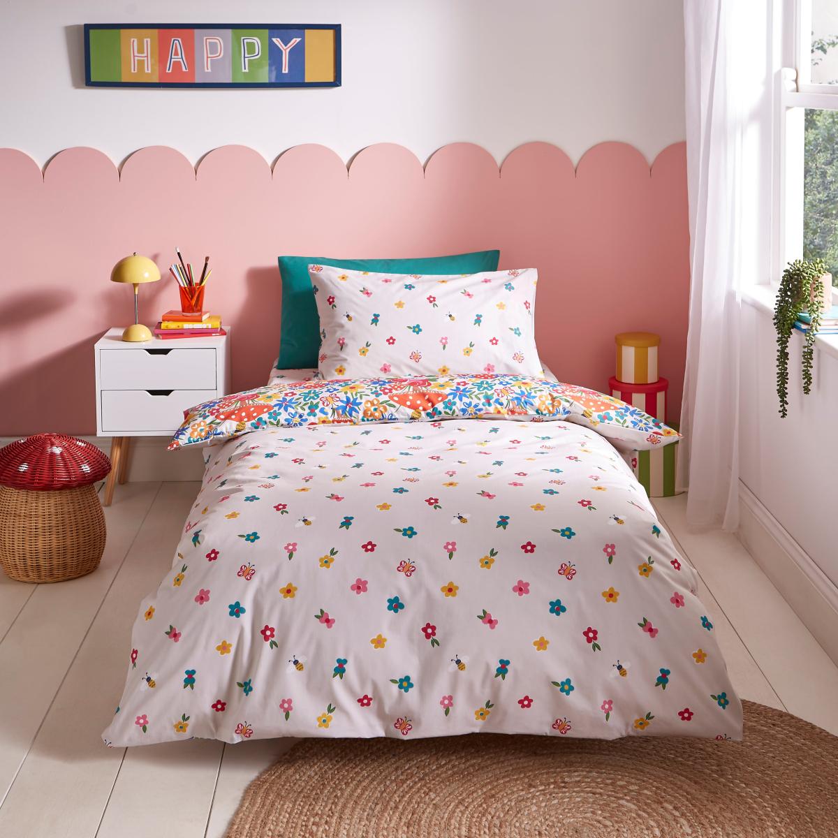 Toadstool Floral Bright Duvet Cover and Pillowcase Set MultiColoured – image 2