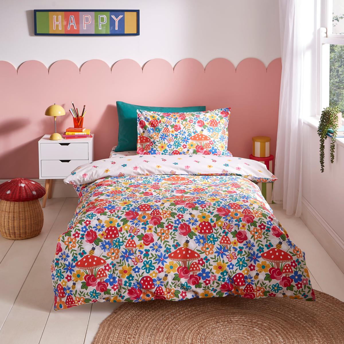 Toadstool Floral Bright Duvet Cover and Pillowcase Set MultiColoured – image 1