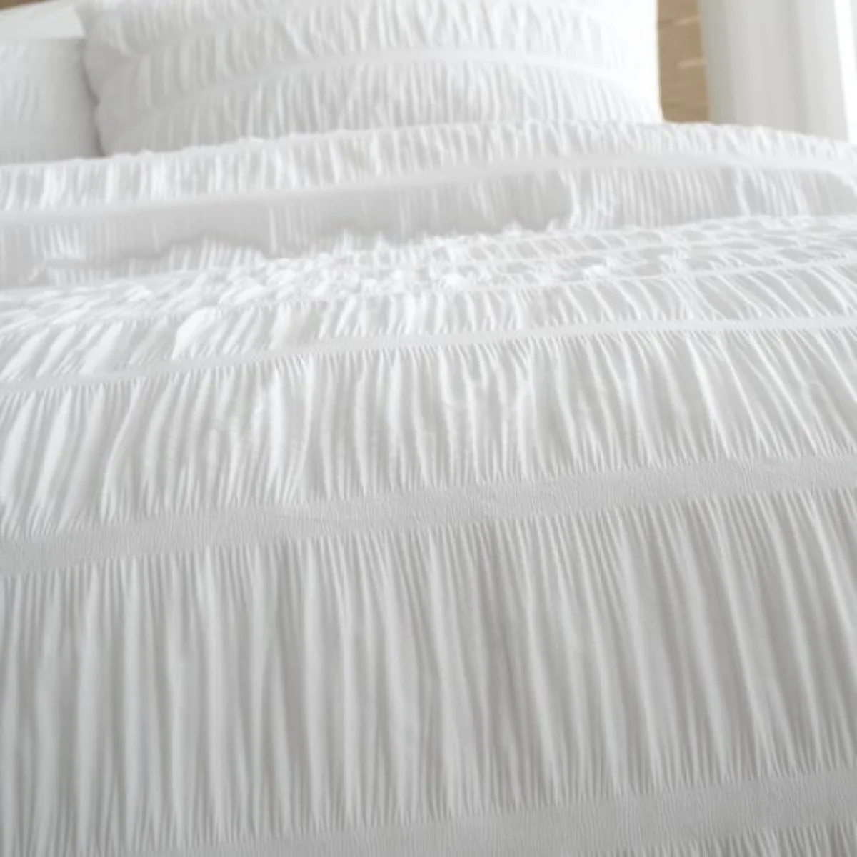 Seersucker White Reversible Duvet Cover & Pillowcase Set Natural (White) – image 3