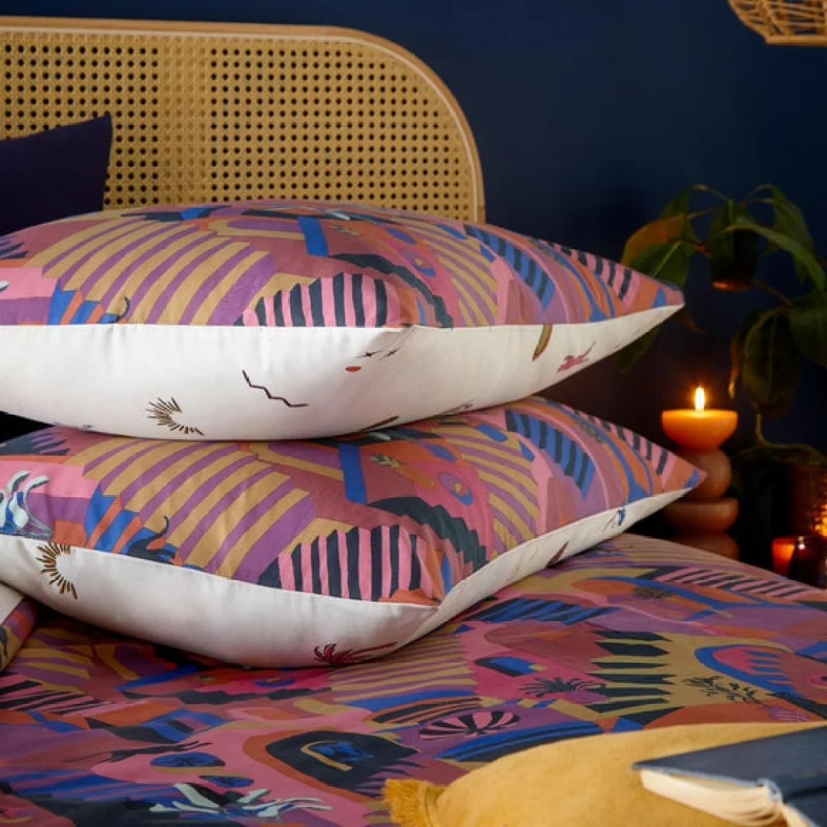 furn. Eivissa Magenta Duvet Cover and Pillowcase Set Magenta – image 2
