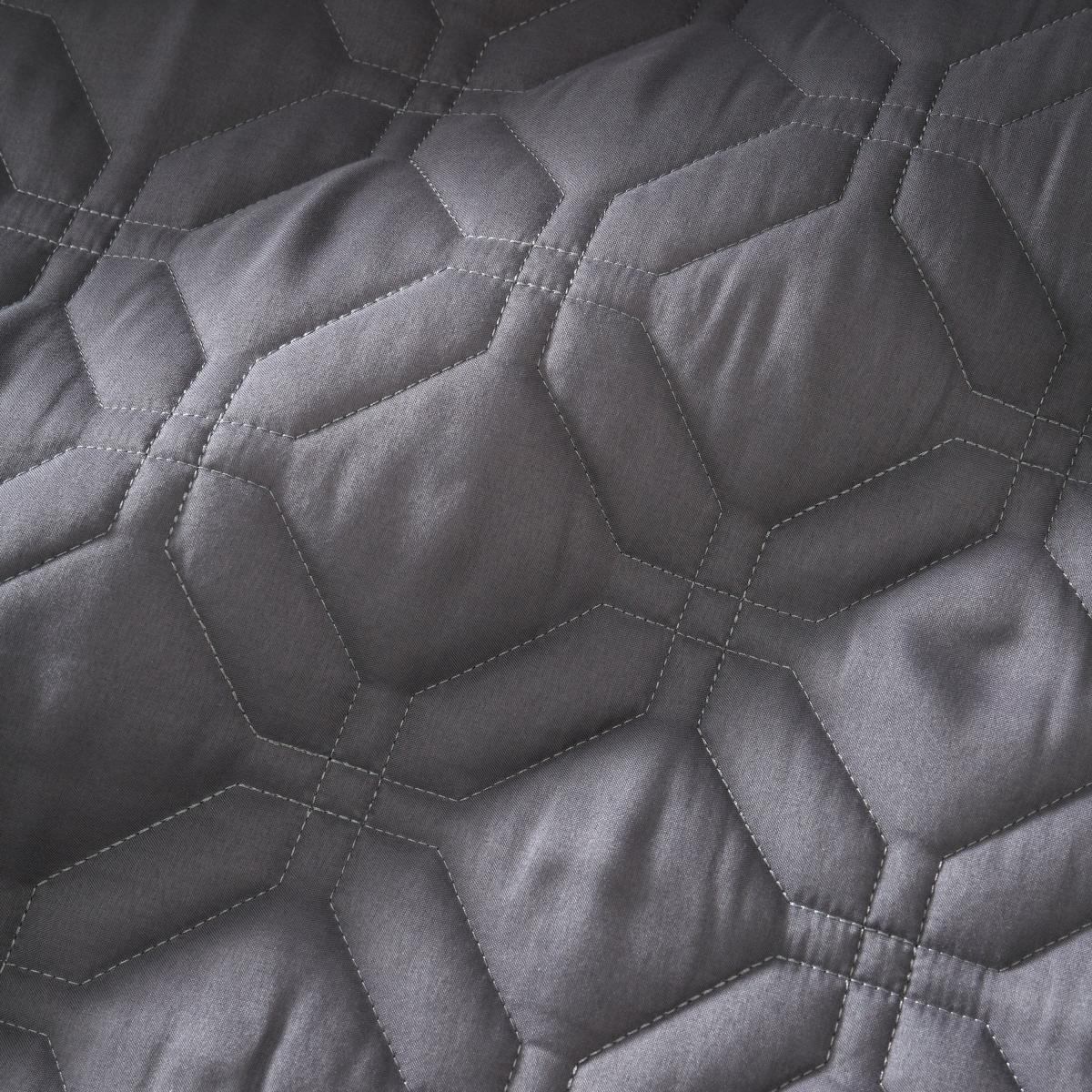 Quilted Geometric Duvet Cover and Pillowcase Set – image 4