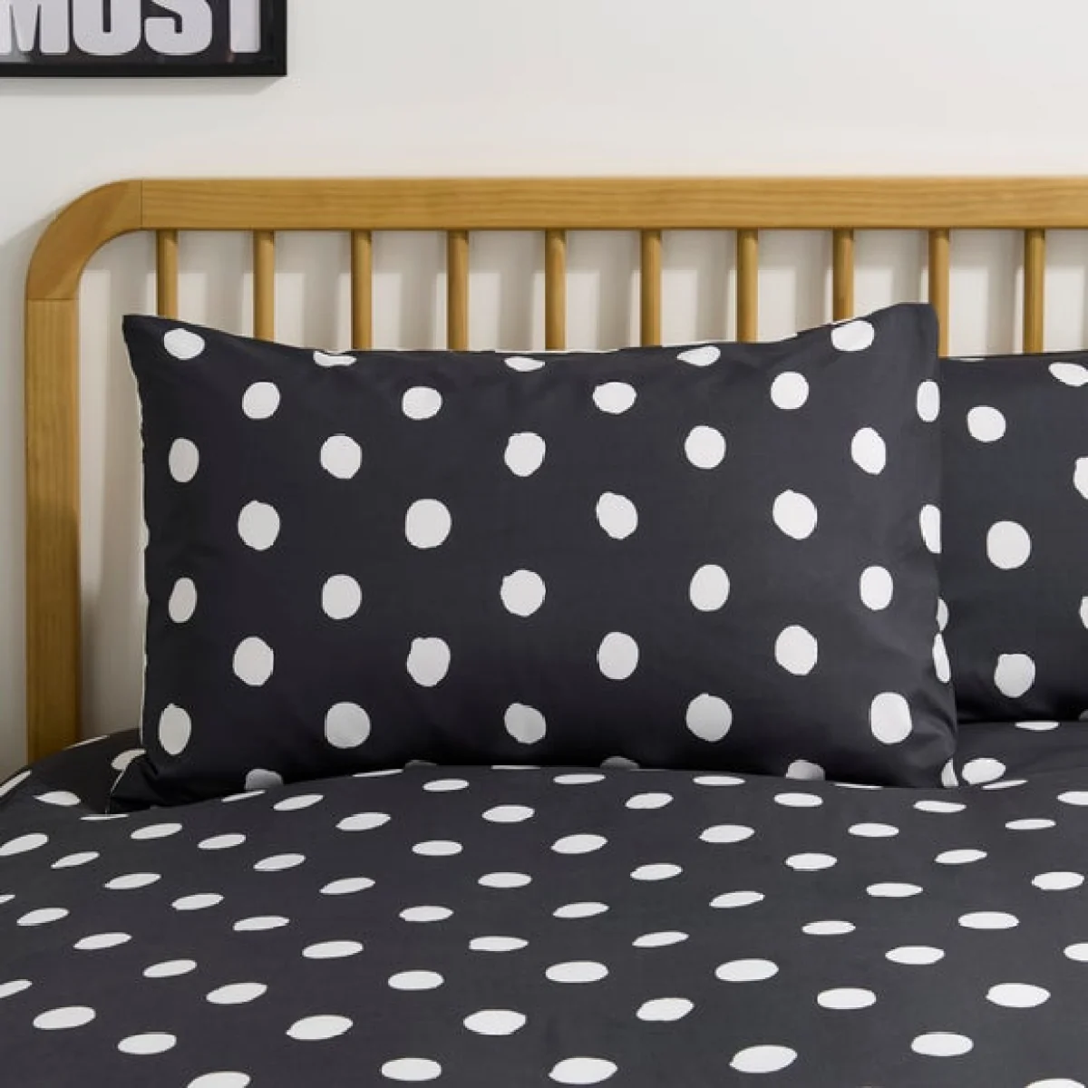Dottie Quilt Cover & Pillowcase Set – image 1