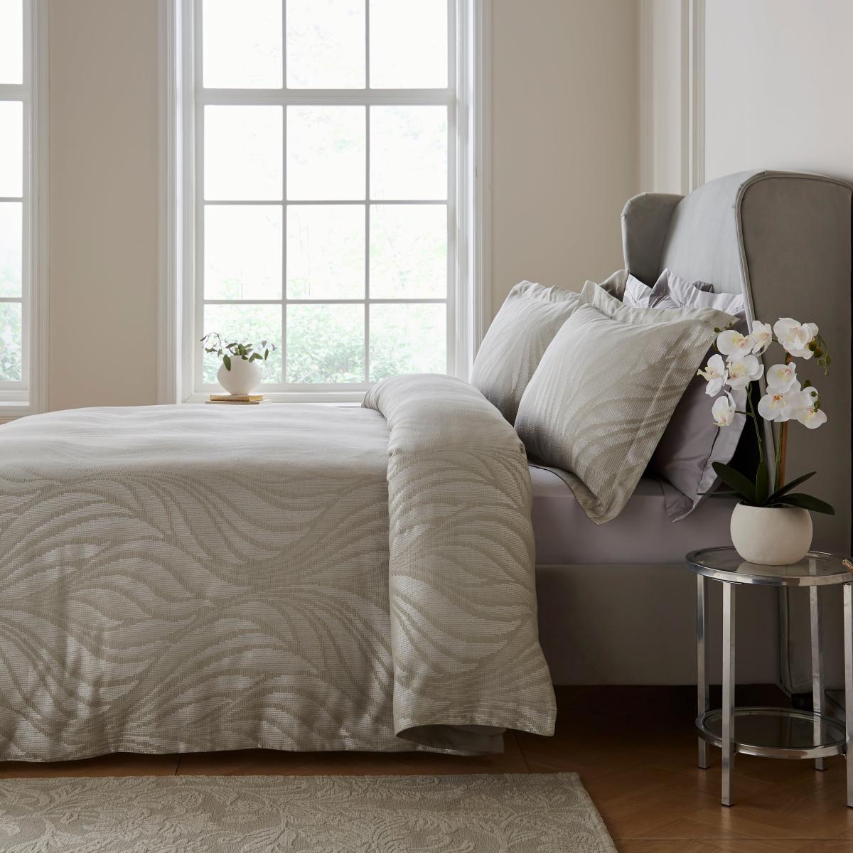 Dorma Whirl Wind Duvet Cover and Pillowcase Set – image 2