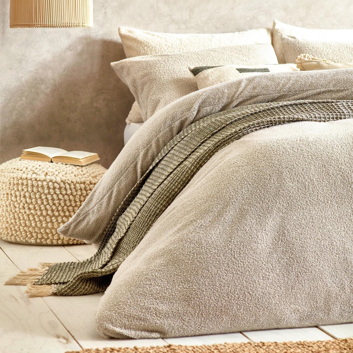 Riviera Yard Boucle Duvet Cover & Pillowcase Set – image 3