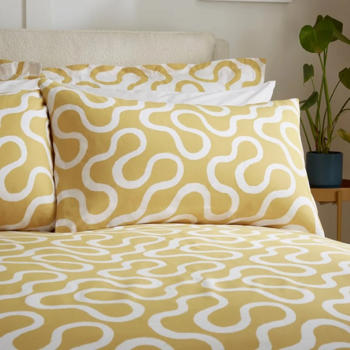 Elements Wiggins Wiggle Ochre Cotton Duvet Cover and Pillowcase Set Ochre – image 2