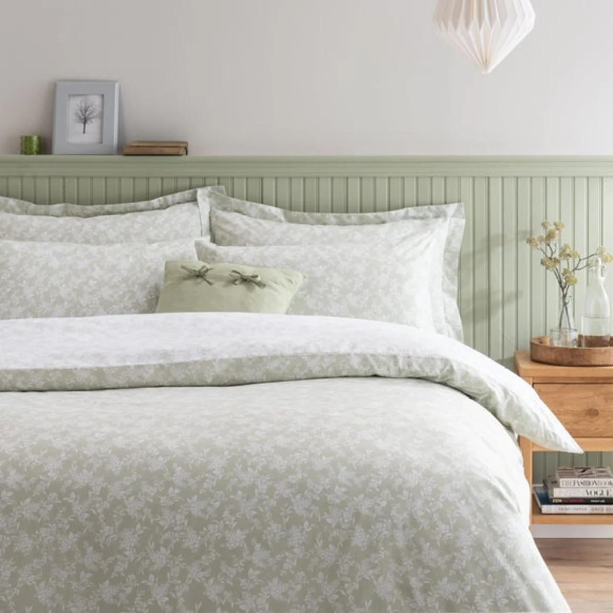 Bexley Floral Sage Duvet Cover and Pillowcase Set Sage (Green) – image 2