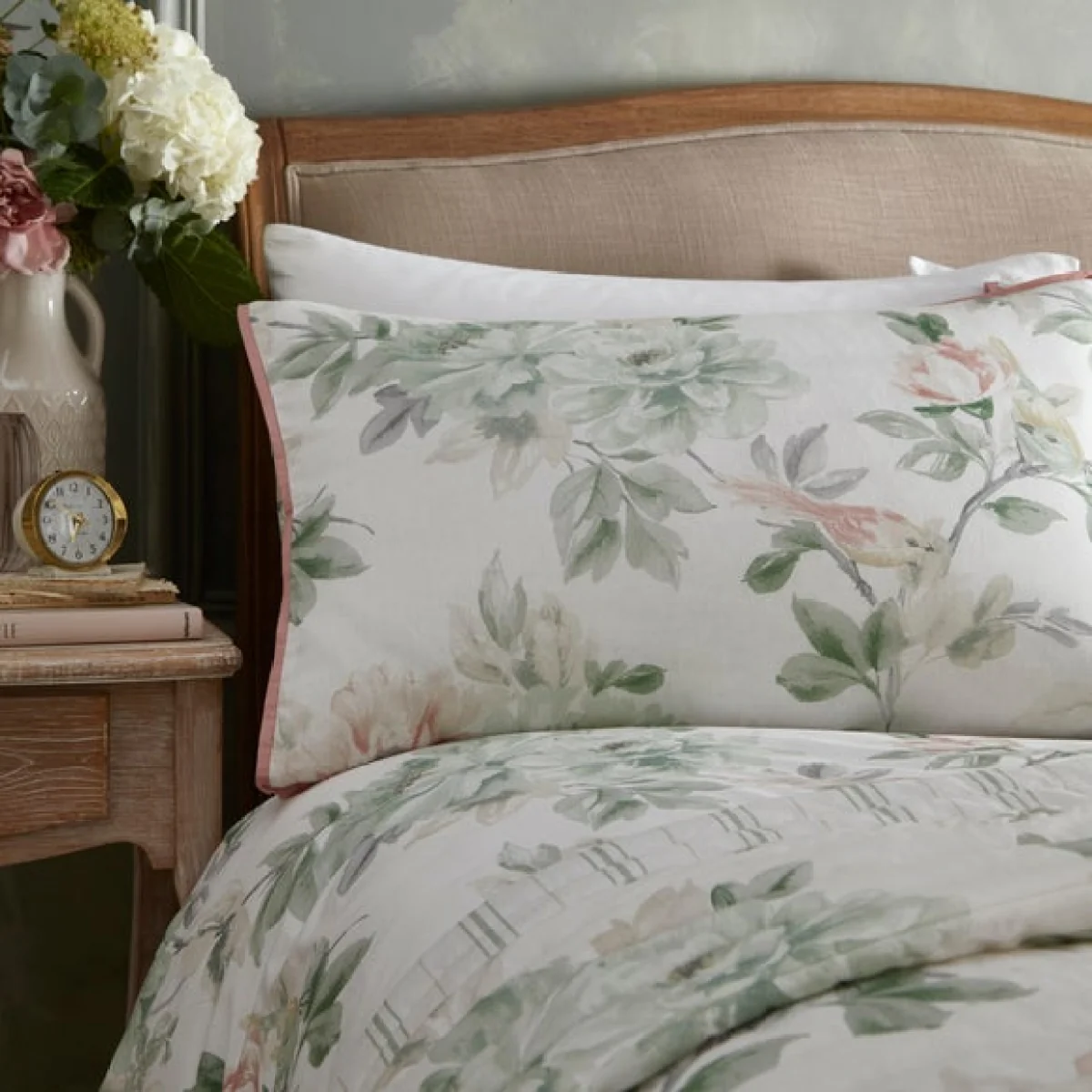 Campion Green and Coral Cotton Sateen Duvet Cover and Pillowcase Set Green – image 2