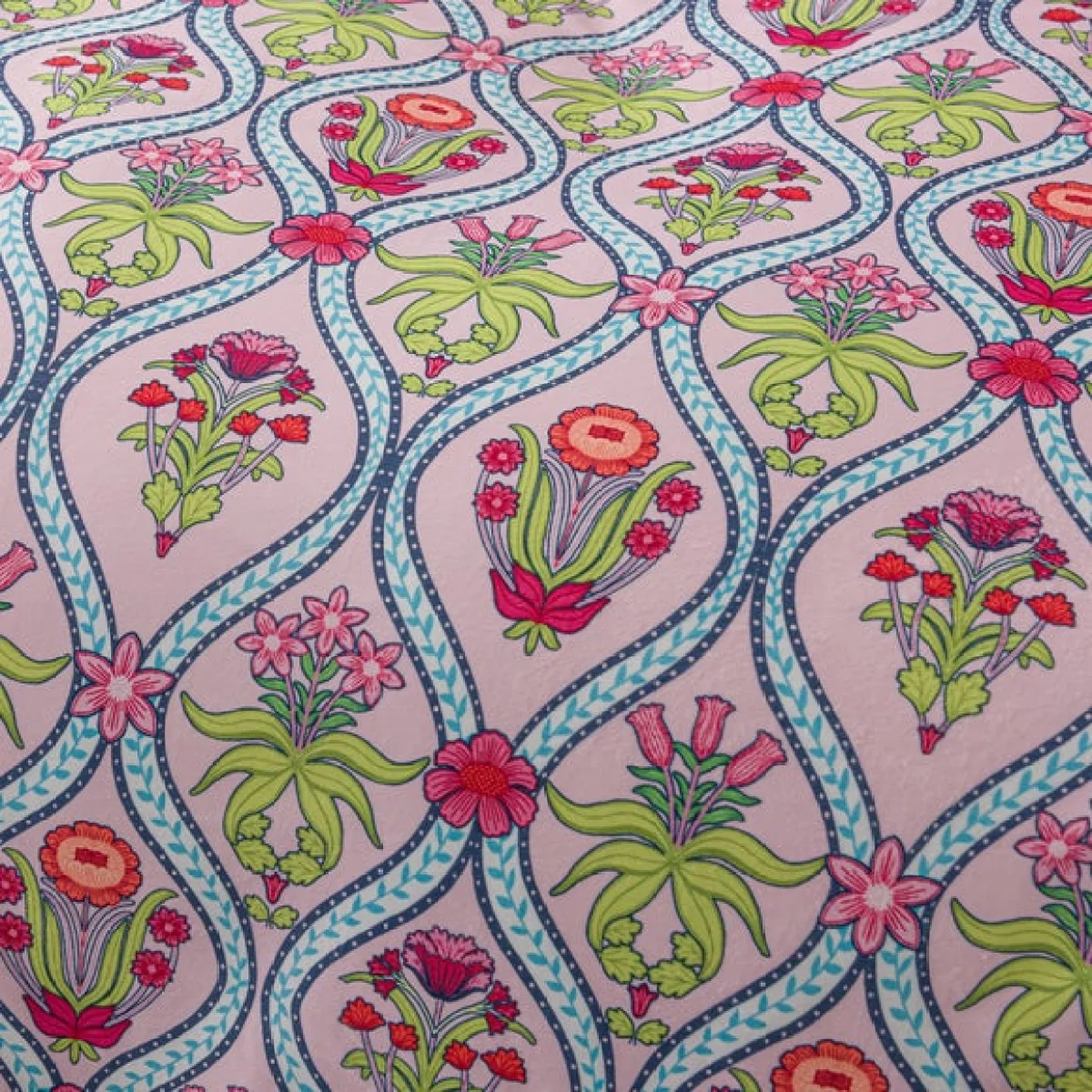 Tulip Bouquet Duvet Cover & Pillowcase Set Pink – image 4