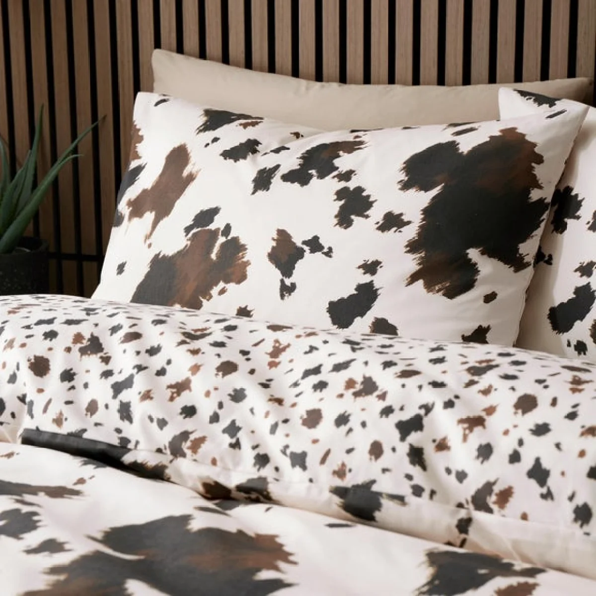 Fusion Cow Print Polycotton Duvet Cover & Pillowcase Set – image 4